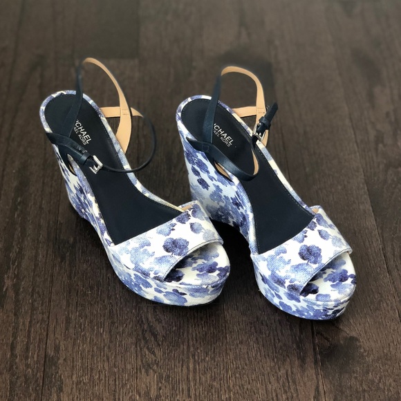 Michael Kors Blue Floral-Print Wedges - Picture 2 of 3